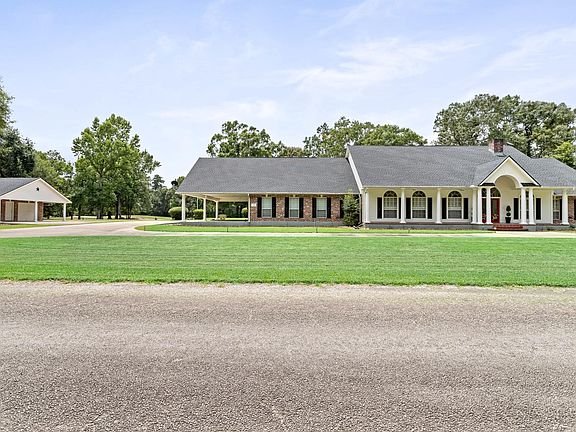 2nd image of 133 Holly Dr