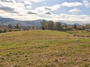 870 Los Alamos Rd, Santa Rosa, CA 95409