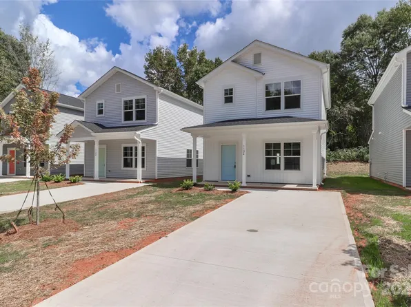 1138 Locust St, Mooresville, NC 28115