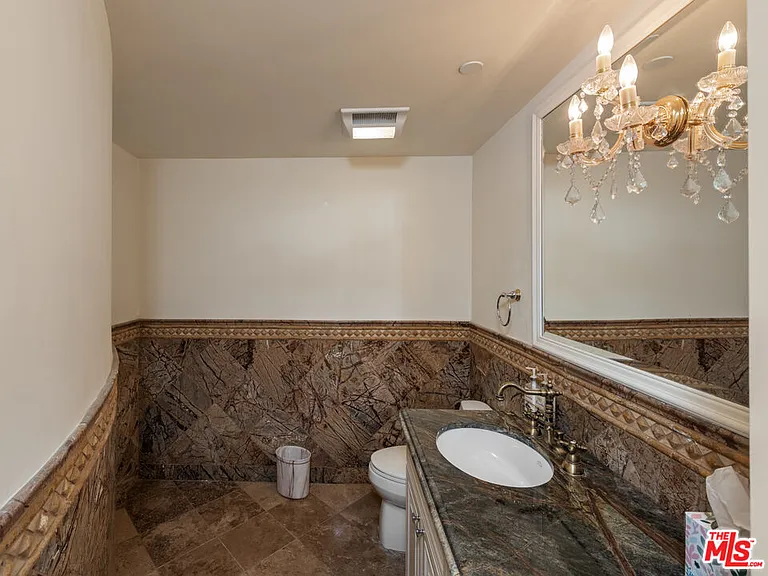 1455 Robmar Dr — Photo 67