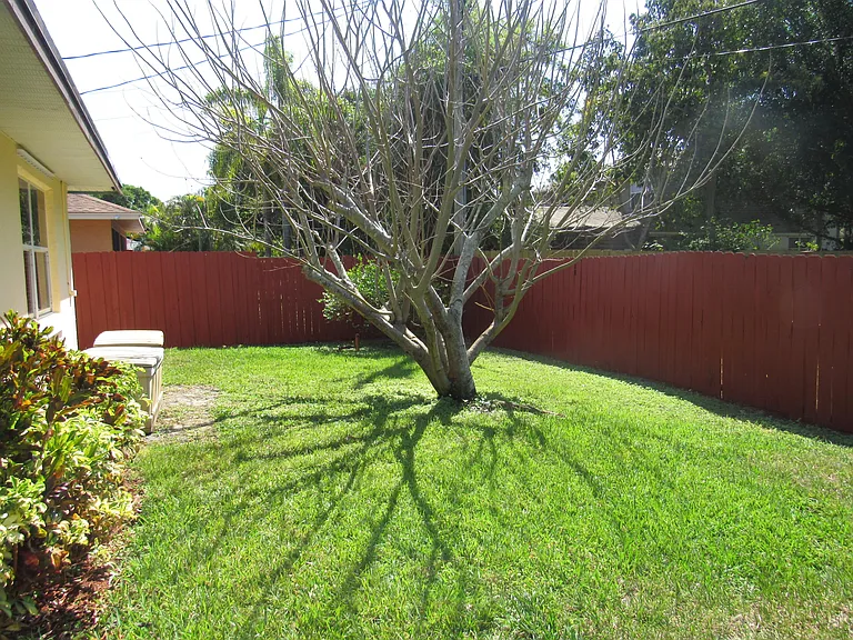 1242 SW Melrose Ave — Photo 44