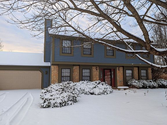 2nd image of 3985 Walnut Grove Ln