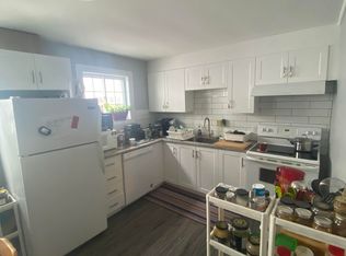 120 Lavergne St #1017822, Ottawa, ON K1L5E7