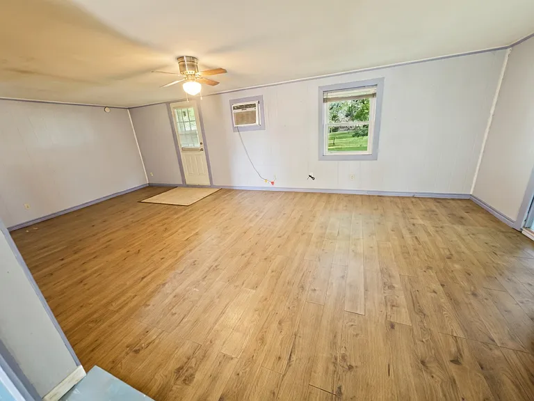 1303 SE 22nd Ave — Photo 6