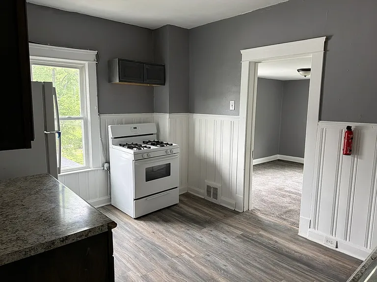 3552 E 138th St — Photo 12