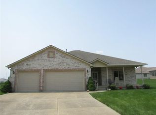 5363 E Lakeside Ln, Mooresville, IN 46158