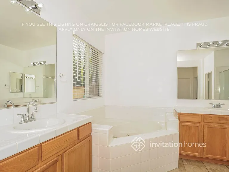 42213 Marbella St — Photo 9