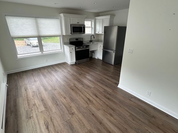 128 South St #2B