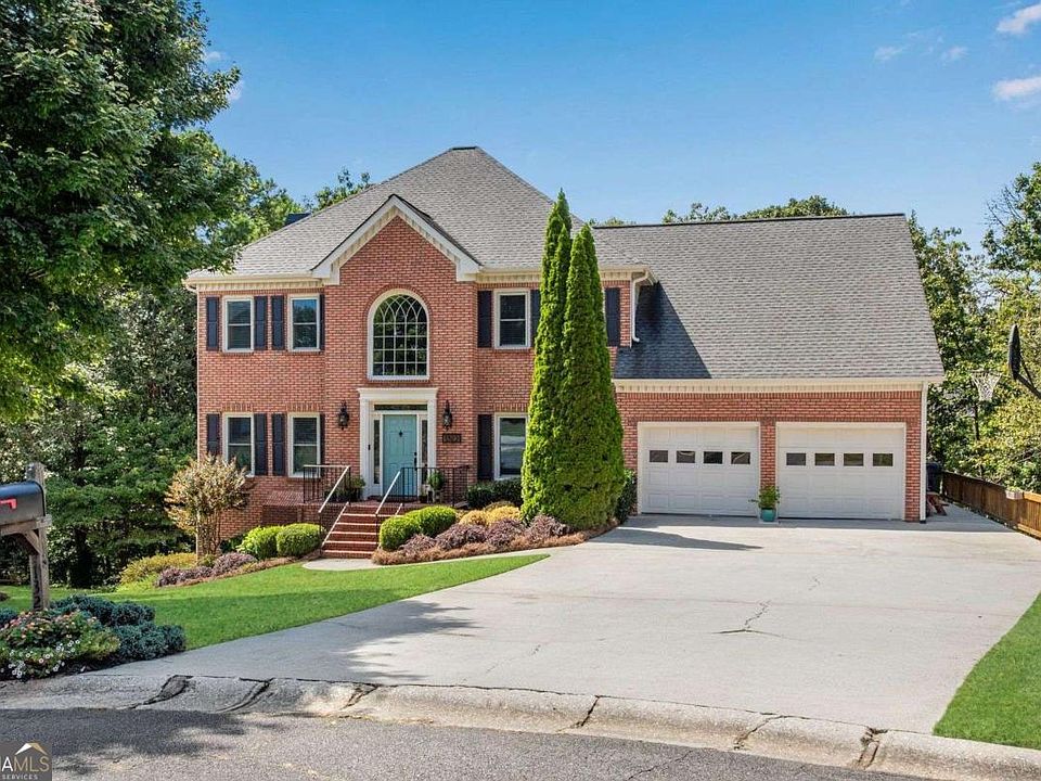 1st image of 1323 Beaumont Ct NW