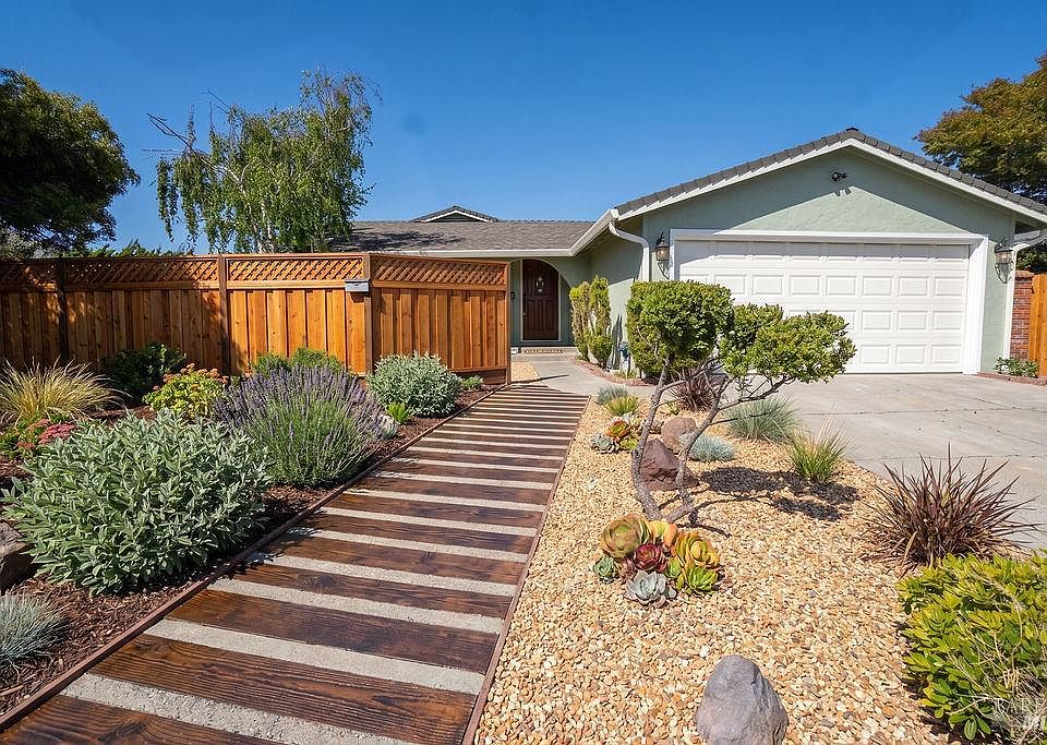 1st image of 2015 Southwood Drive