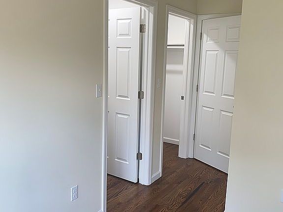 2nd image of 77 Seymour Ave #2