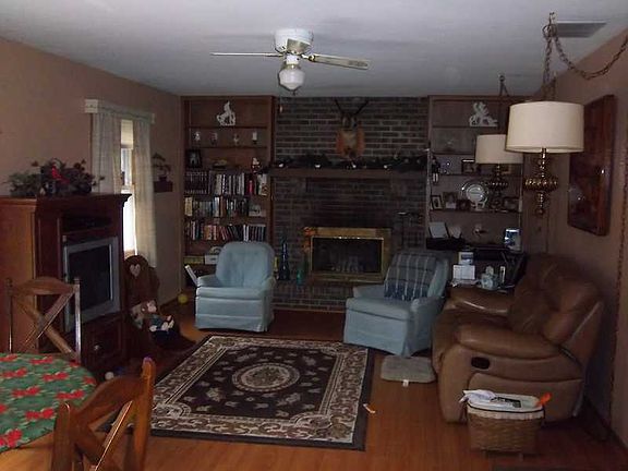 3rd image of 7209 Avalon Trail Ct