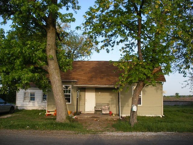 2nd image of 3775 Wanda Rd
