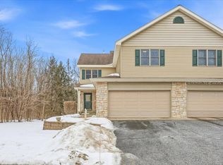 1482 Riverside Dr UNIT 1482, River Falls, WI 54022