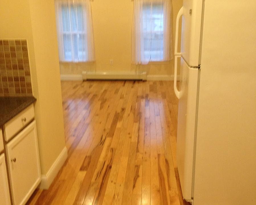 Kitchen/Living Room View