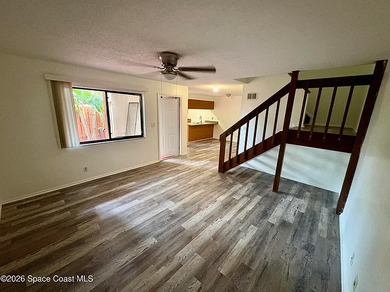 8789 Live Oak Ct — Photo 10