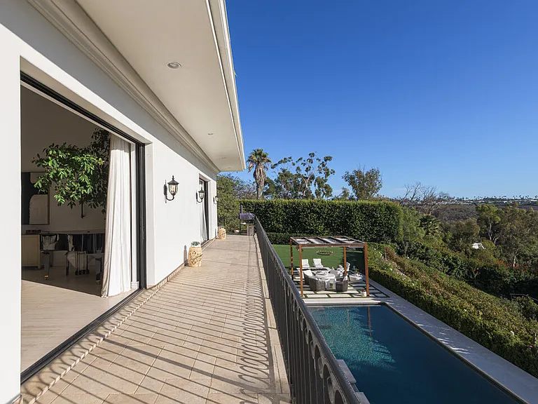 6110 Merritt Dr — Photo 11