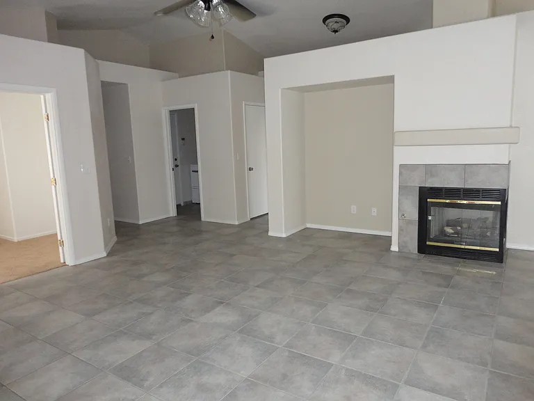 6712 Rio Sands Ct — Photo 3