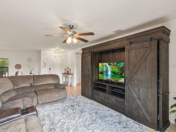 5th image of 361 Gardenia Ct