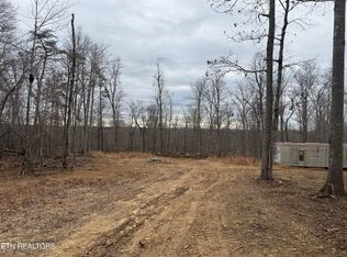 322 Deck Rd, Crossville, TN 38572