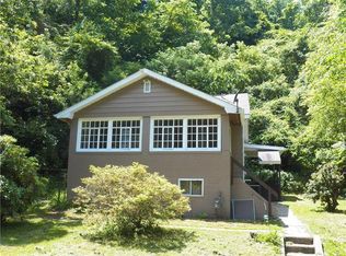 13 Brook St, Coraopolis, PA 15108