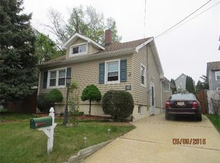 30 Dane St, Sayreville, NJ 08872