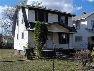 1st image of 105 Huron Ave