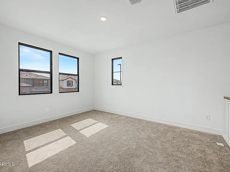 1131 E Yellowstone Pl — Photo 25