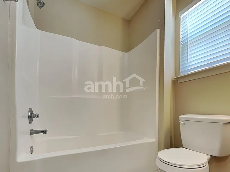 126 Diploma Dr — Photo 16