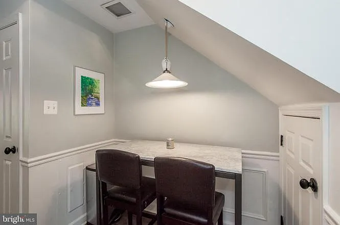4615 Macarthur Blvd NW — Photo 10
