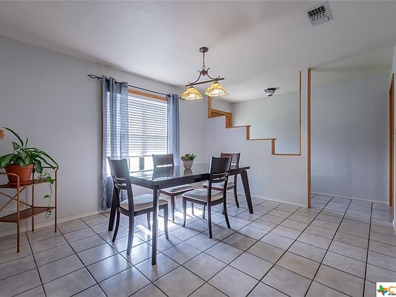 4th image of 1419 Coco Ln