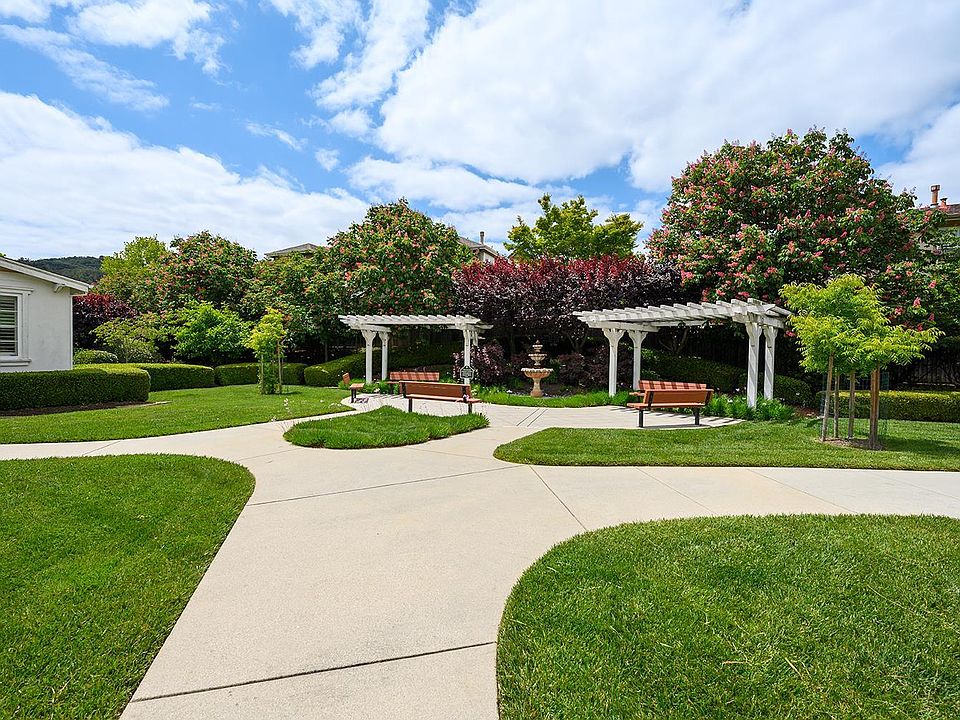 1st image of 12 Oak Grove Drive #103