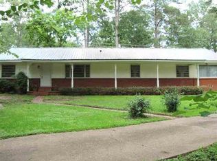 1905 Southview Cir, Center, TX 75935