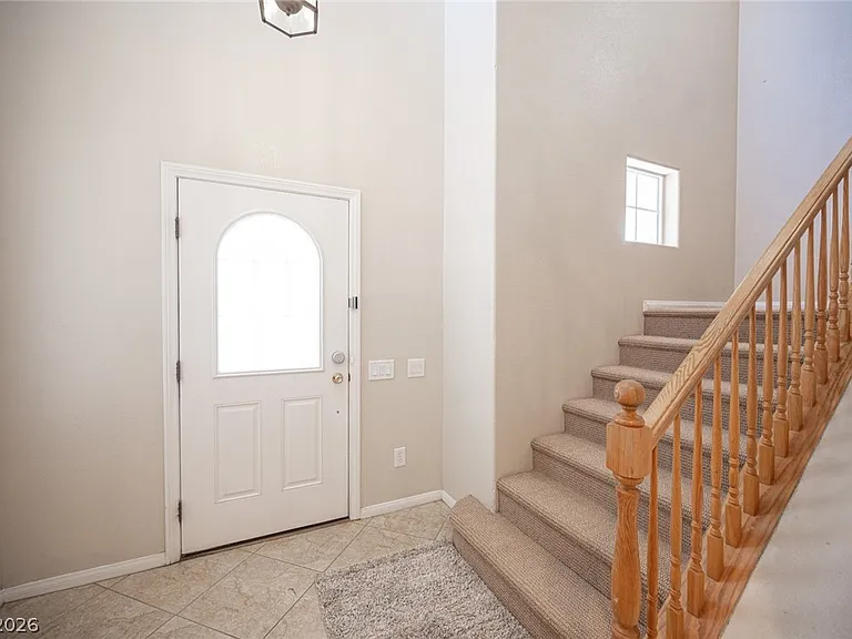 10474 Howling Coyote Ave — Photo 9