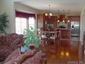 3rd image of 2816 Bristol Way