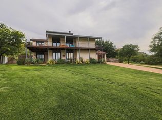 5 Squaw Ln, Ransom Canyon, TX 79366