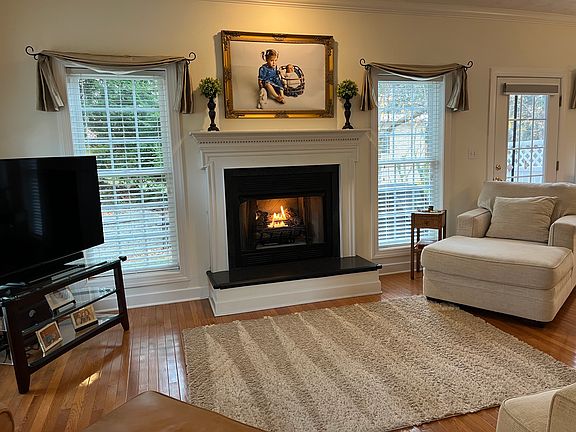 4th image of 101 Vienna Dr