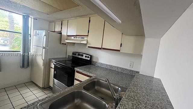 1st image of 5200 NW 31st Ave APT 62