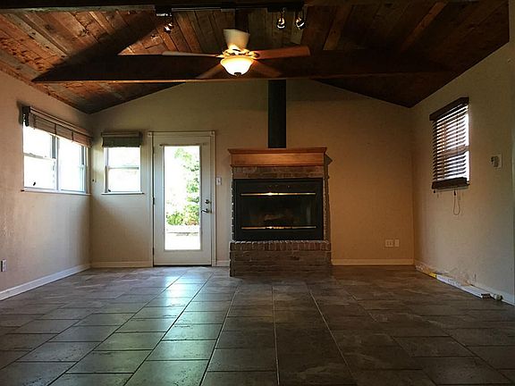 3rd image of 3315 Dominique Dr