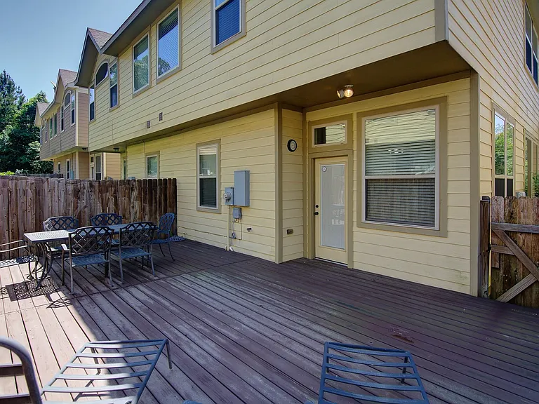 11 Cheswood Manor Ct — Photo 7