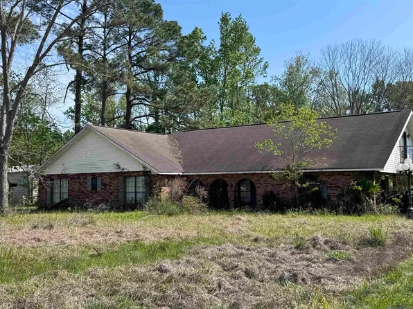 12222 Blackwater Rd, Baker, LA 70714