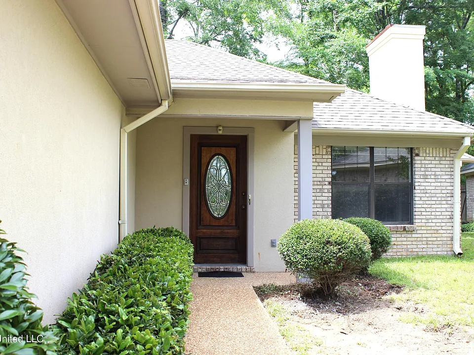 13 Mallard Pointe Cir