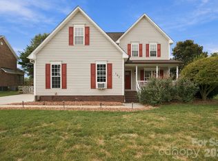 122 Wood Duck Loop, Mooresville, NC 28117