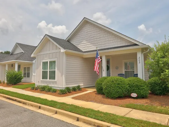 203 Jamestowne Way, Thomasville, GA 31757