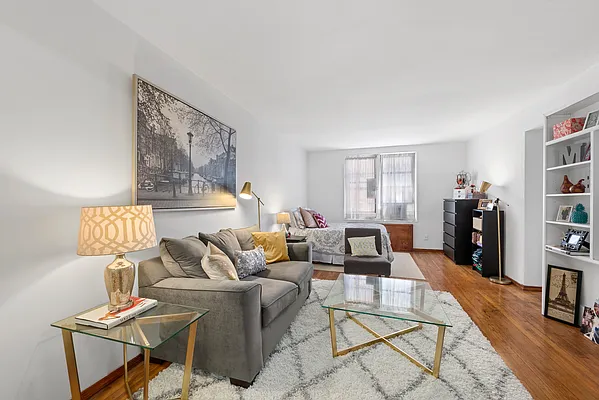 Rented by Corcoran | media 2