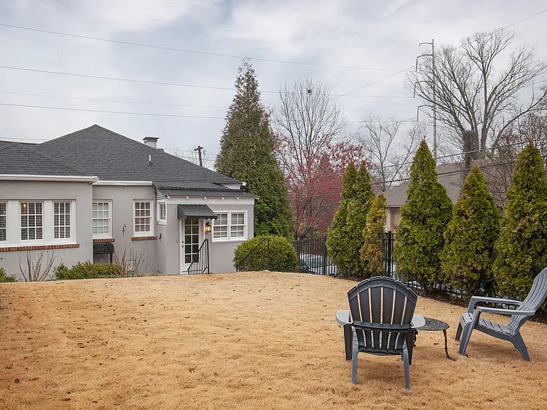 1179 Monroe Dr NE — Photo 29