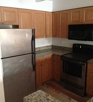4th image of 5000 NW 79th Ave APT 204
