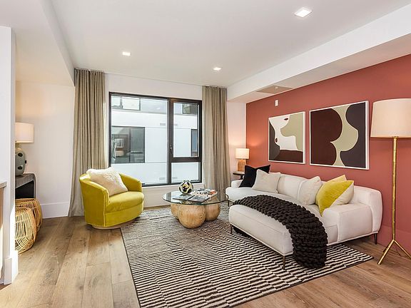4th image of 1288 Howard St #319