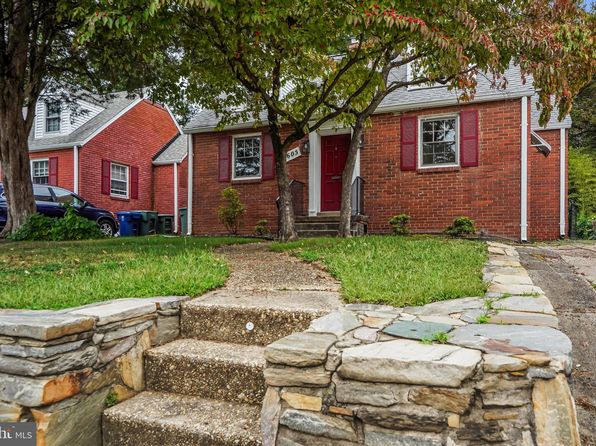 1605 W Braddock Rd