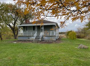 1032 Mud St E, Hamilton, ON L8J3E3